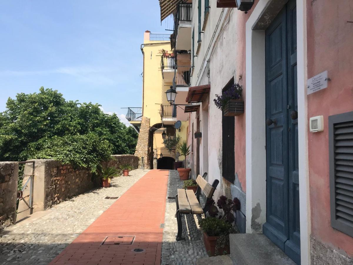 Dormiusa Bordighera Luaran gambar